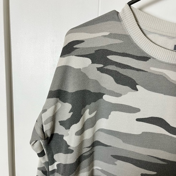 Aerie Oversized Camo Pullover Sweater - Picture 4 of 8